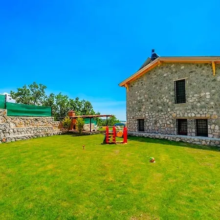 Harika Bayirkoy (Seydikemer)
